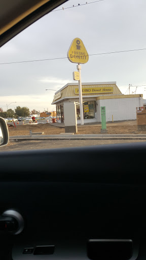 Bakery «Fresno Donut House», reviews and photos, 3145 N Blackstone Ave, Fresno, CA 93703, USA