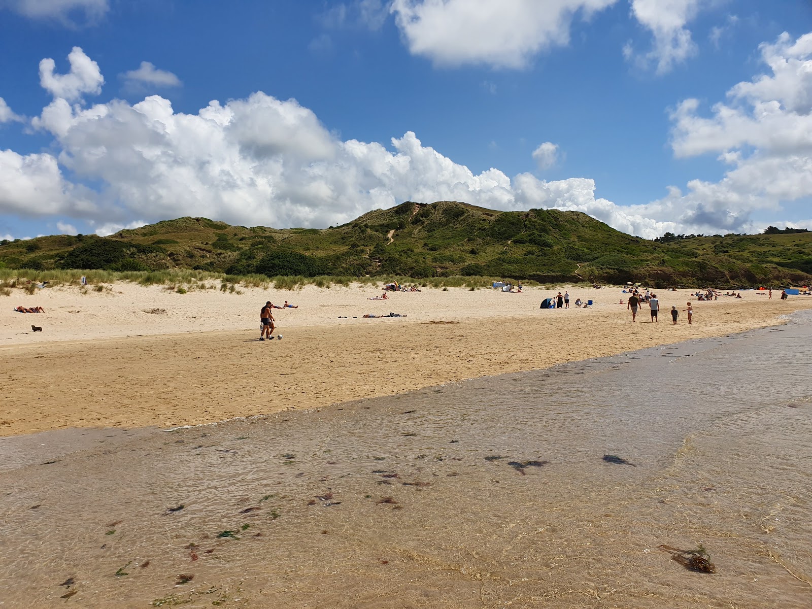 Foto van Rock beach met hoog niveau van netheid