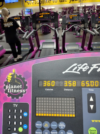 Gym «Planet Fitness», reviews and photos, 625 River Rd, Puyallup, WA 98371, USA
