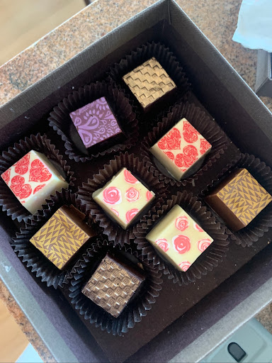 Jewelry Store «Bella Vita Jewelry & Gifts», reviews and photos, 523 S Louisiana St #175, Little Rock, AR 72201, USA