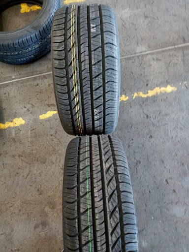 Auto Parts Store «Pep Boys Auto Parts & Service», reviews and photos, 15911 South La Grange Road, Orland Park, IL 60462, USA