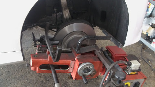 Auto Repair Shop «Franco Auto Repair», reviews and photos, 12440 W Dixie Hwy, North Miami, FL 33161, USA