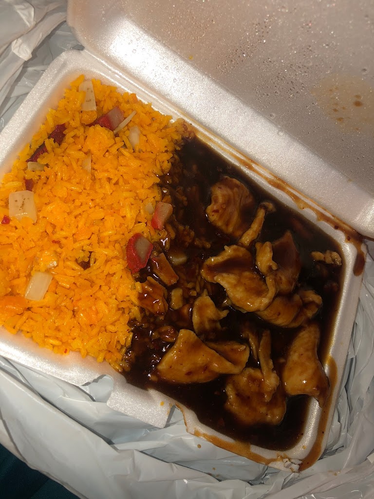 Chan's Garden Chinese Restaurant 19401