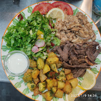 Plats et boissons du Restaurant libanais Falafel Damour à Paris - n°5