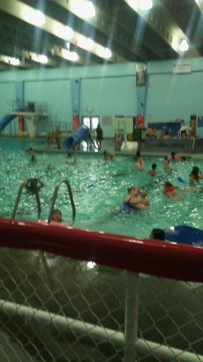 Swimming Pool «Chehalem Aquatic Center», reviews and photos, 1802 Haworth Ave, Newberg, OR 97132, USA