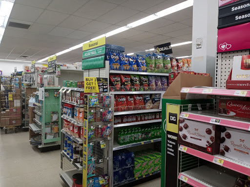 Discount Store «Dollar General», reviews and photos, 15311 Detroit Ave, Lakewood, OH 44107, USA