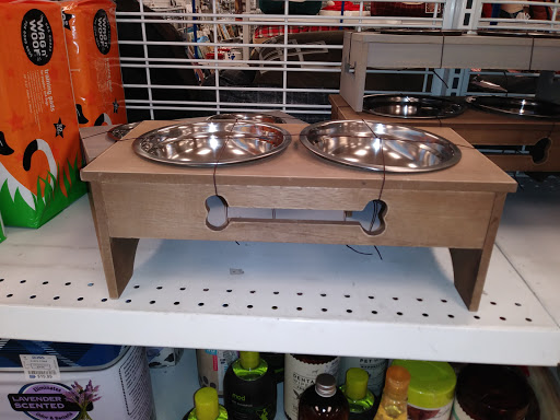 Clothing Store «Ross Dress for Less», reviews and photos, 7487 N Blackstone Ave, Fresno, CA 93720, USA