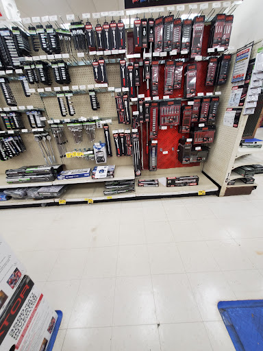 Hardware Store «Harbor Freight Tools», reviews and photos, 7600 la Crosse Ave, Burbank, IL 60459, USA