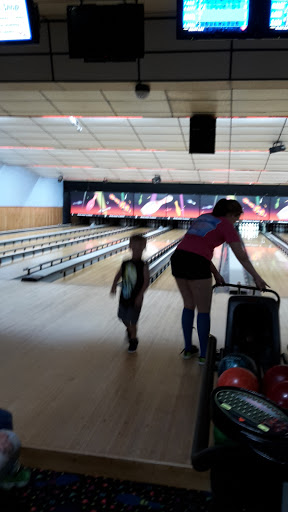 Sports Complex «DeLuna Lanes», reviews and photos, 590 E 9 Mile Rd, Pensacola, FL 32514, USA