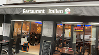 Bar du Restaurant italien Delice d'Italie - Pizzeria à Paris - n°1