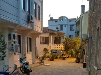 Ada Lahmacun Pide Salonu