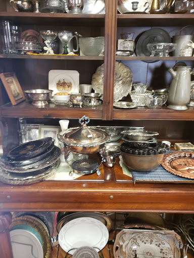 Thrift Store «That Nothing Be Lost Thrift», reviews and photos, 16 Franciscan Way, Garrison, NY 10524, USA