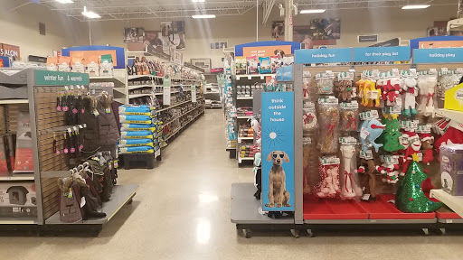 Pet Supply Store «PetSmart», reviews and photos, 3439 Princeton Rd, Hamilton, OH 45011, USA