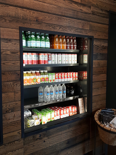 Coffee Shop «Starbucks», reviews and photos, 2034 N Highland Ave, Jackson, TN 38305, USA