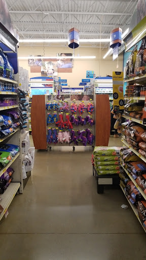 Pet Supply Store «PetSmart», reviews and photos, 2389 Taylor Park Dr, Reynoldsburg, OH 43068, USA