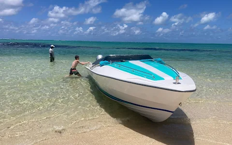 Speedboat Seaduction Mauritius image