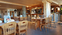 Atmosphère du Restaurant français Restaurant du Col du Granier à Apremont - n°20