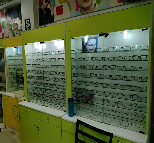 Trans. Tarapaca 584a, Sullana 20101