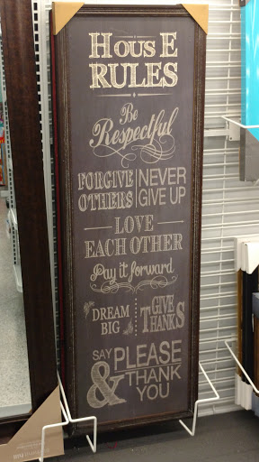 Clothing Store «Ross Dress for Less», reviews and photos, 1900 McLoughlin Blvd, Oregon City, OR 97045, USA