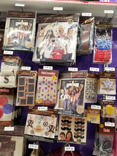 Esplanade Shopping Center image