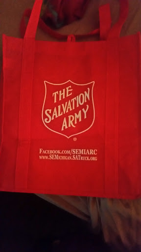 Thrift Store «The Salvation Army Family Store & Donation Center», reviews and photos, 33600 Plymouth Rd, Livonia, MI 48150, USA
