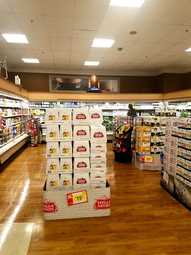 Supermarket «Super Stop & Shop», reviews and photos, 8989 Union Tpke, Glendale, NY 11385, USA