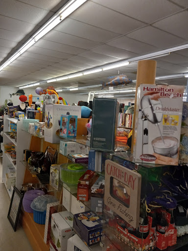 Thrift Store «JUNK 4 UR TRUNK THRIFT STORE», reviews and photos, 5494 New Jesup Hwy, Brunswick, GA 31523, USA