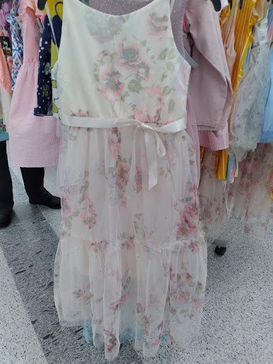 Clothing Store «Ross Dress for Less», reviews and photos, 80 S Tunnel Rd, Asheville, NC 28805, USA