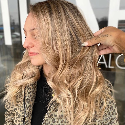 Hair Salon «Tease Salon», reviews and photos, 6839 Pearl Rd, Middleburg Heights, OH 44130, USA