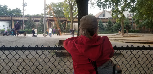 Dog Park «Wiggly Field Dog Friendly Area», reviews and photos, 2645 N Sheffield Ave, Chicago, IL 60614, USA