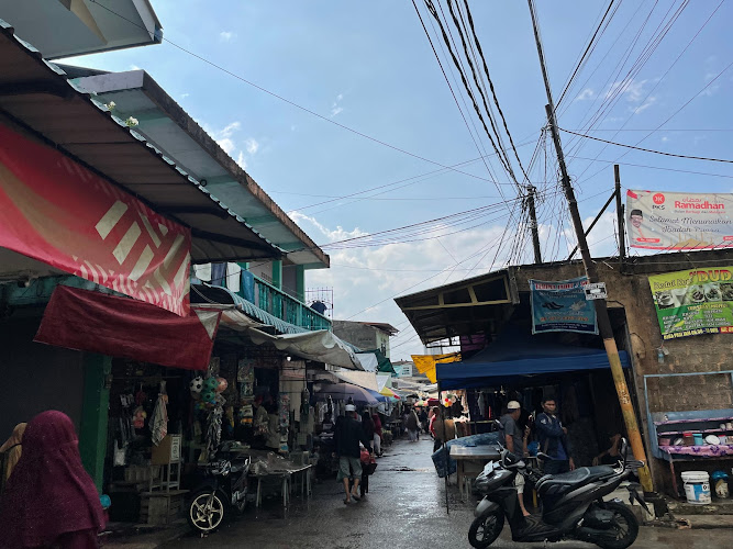Pasar Tanjung Uma