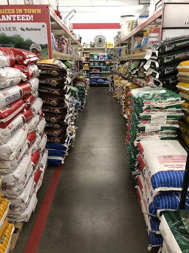 Home Improvement Store «Tractor Supply Co.», reviews and photos, 5431 Southern Maryland Blvd, Lothian, MD 20711, USA