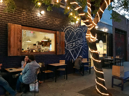 The Pie Hole, 714 Traction Ave, Los Angeles, CA 90013, USA, 
