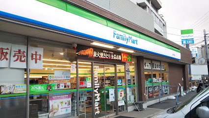 ファミリーマート 江田島中央店