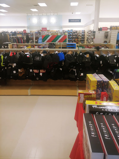 Department Store «Marshalls», reviews and photos, 8483 Grand River Ave, Brighton, MI 48116, USA