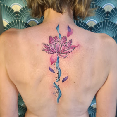Lyly Tattoo - La Main Bleue à Chilly