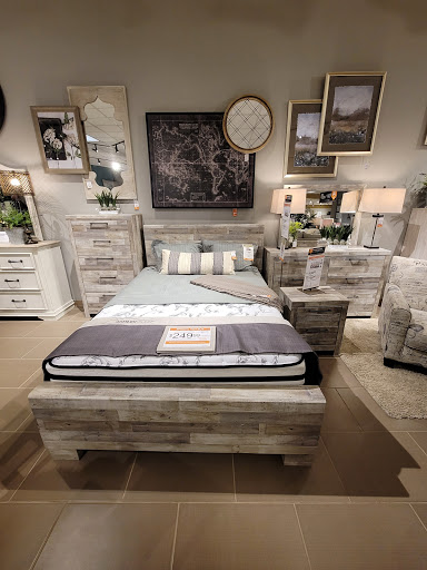 Furniture Store «Ashley Furniture HomeStore», reviews and photos, 2508 S 38th St, Tacoma, WA 98409, USA