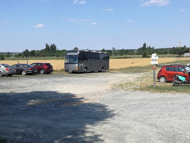 Értékelések erről a helyről: Holdfény Liget parkolója, Gyöngyösfalu - Parkoló