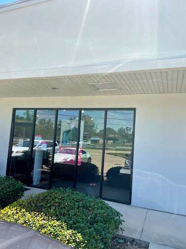 Cell Phone Store «T-Mobile», reviews and photos, 206 Lake Dr Suite 5, Covington, LA 70433, USA