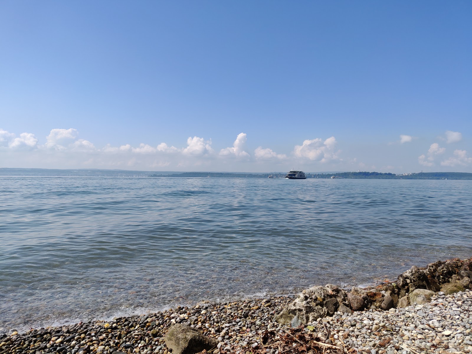 Foto de Meersburg Strand e o assentamento