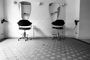 apel remmen salon image