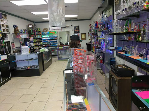 Vaporizer Store «Big Chief Smoke Shop», reviews and photos, 6020 Fair Oaks Blvd, Carmichael, CA 95608, USA
