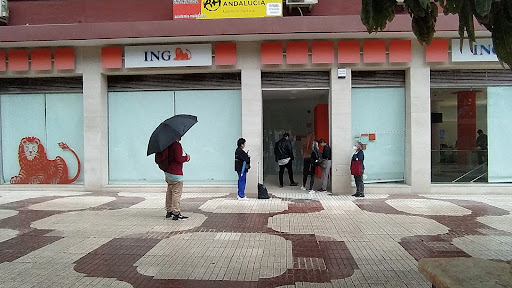 Cajeros ing Málaga