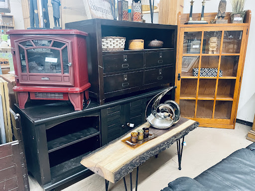 Consignment Shop «Refabulous Furnishings», reviews and photos, 2231 Vestal Pkwy W, Vestal, NY 13850, USA