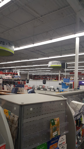 Office Supply Store «Staples», reviews and photos, 855 Central Park Ave, Scarsdale, NY 10583, USA