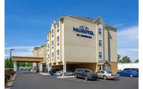 Microtel Inn & Suites by Wyndham Niagara Falls image