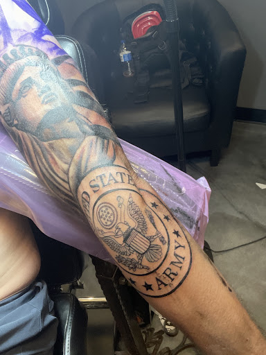 Explore witches knot tattoo ideas, creative tattoo ideas in Peoria, available at Modern Ink Tattoo