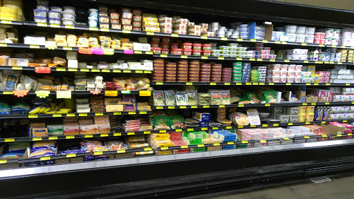 Grocery Store «Grocery Outlet Bargain Market», reviews and photos, 2801 Zinfandel Dr, Rancho Cordova, CA 95670, USA