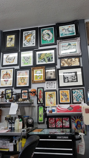 Tattoo Shop «Trigger Happy Tattoo», reviews and photos, 704 E Whittier Blvd, La Habra, CA 90631, USA