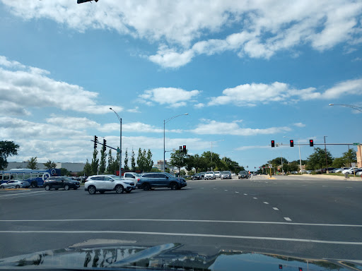 Clothing Store «Burlington Coat Factory», reviews and photos, 4849 Golf Rd, Skokie, IL 60077, USA